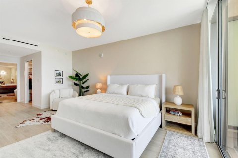 Condominio en venta en Pompano Beach, Florida, 2 dormitorios № 2158641 - foto 20