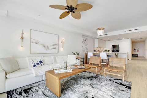 Condominio en venta en Pompano Beach, Florida, 2 dormitorios № 2158641 - foto 12