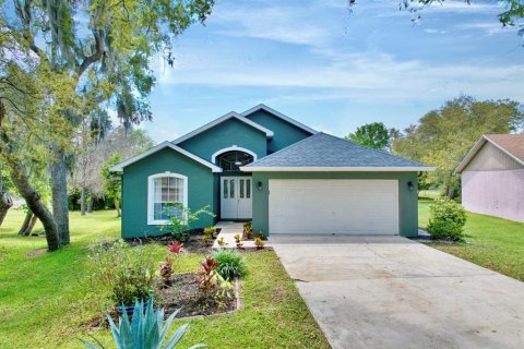 House in Lake Wales, Florida 3 bedrooms, 159.42 sq.m. № 2369189
