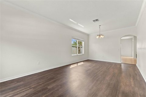 Casa en venta en Land O' Lakes, Florida, 6 dormitorios, 286.98 m2 № 2362645 - foto 3