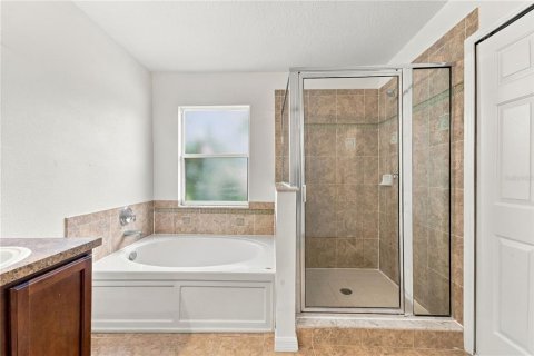 Casa en venta en Land O' Lakes, Florida, 6 dormitorios, 286.98 m2 № 2362645 - foto 19