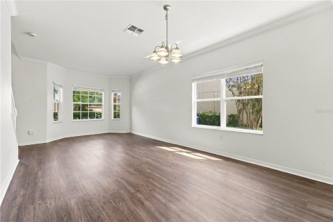 Casa en venta en Land O' Lakes, Florida, 6 dormitorios, 286.98 m2 № 2362645 - foto 5