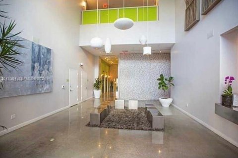 Condo in Miami, Florida, 1 bedroom № 2186356 - photo 13