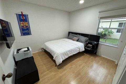 Купить виллу или дом в Уэстон, Флорида 3 спальни, 120.03м2, № 2062880 - фото 8