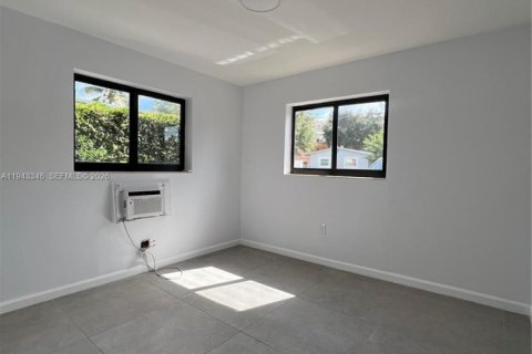 Appartement à louer à Miami, Floride: 2 chambres, 64.57 m2 № 1999585 - photo 4