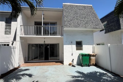 Condo in Davie, Florida, 3 bedrooms  № 2050296 - photo 19