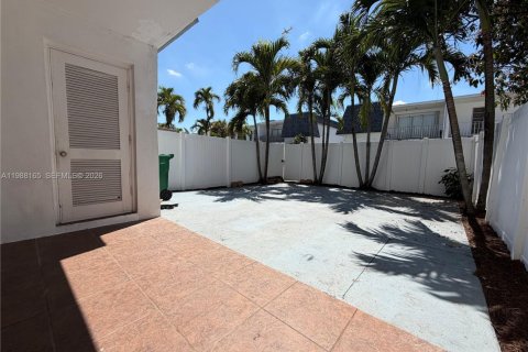 Condo in Davie, Florida, 3 bedrooms  № 2050296 - photo 15