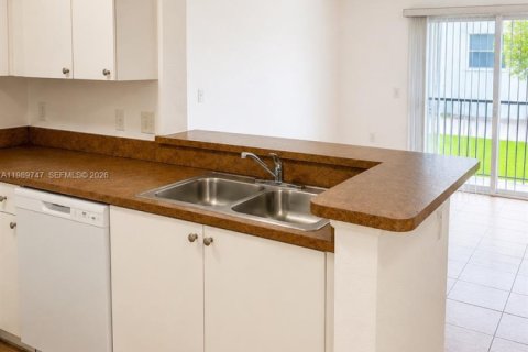 Condo in Homestead, Florida, 1 bedroom  № 2269647 - photo 9
