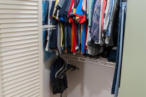 Купить таунхаус в Майами, Флорида 4 спальни, 157.93м2, № 1977287 - фото 3