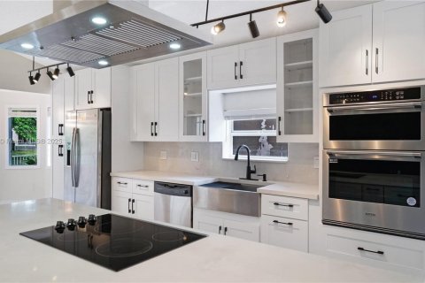 Купить виллу или дом в Плантация, Флорида 3 спальни, 179.21м2, № 1924904 - фото 14