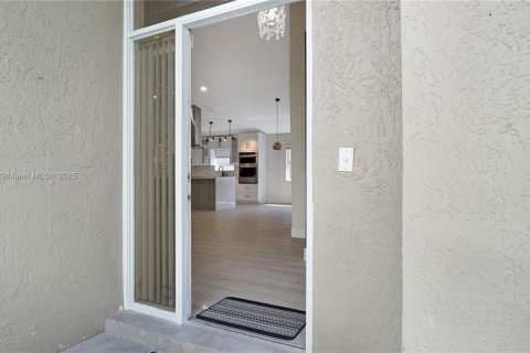 Купить виллу или дом в Плантация, Флорида 3 спальни, 179.21м2, № 1924904 - фото 5