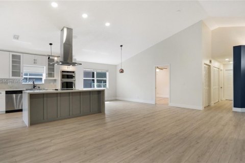 Купить виллу или дом в Плантация, Флорида 3 спальни, 179.21м2, № 1924904 - фото 9