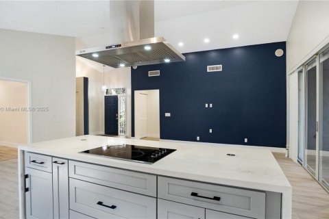 Купить виллу или дом в Плантация, Флорида 3 спальни, 179.21м2, № 1924904 - фото 21