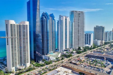 Купить кондоминиум в Санни-Айлс-Бич, Флорида 2 спальни, 152.73м2, № 2007444 - фото 28