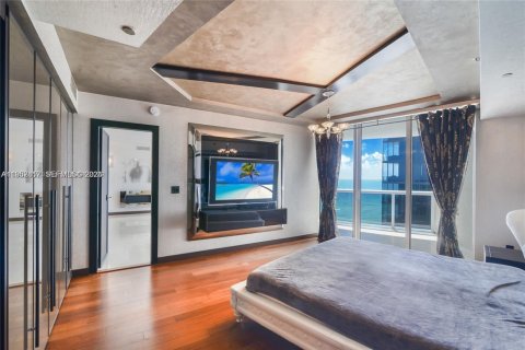 Купить кондоминиум в Санни-Айлс-Бич, Флорида 2 спальни, 152.73м2, № 2007444 - фото 9