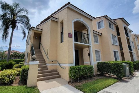 Condo in West Palm Beach, Florida, 2 bedrooms  № 1857236 - photo 13