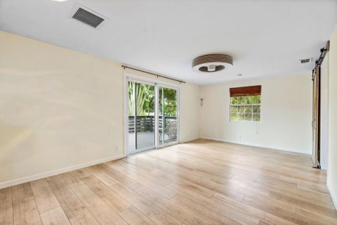 Villa ou maison à louer à West Palm Beach, Floride: 3 chambres, 133.78 m2 № 2147306 - photo 23