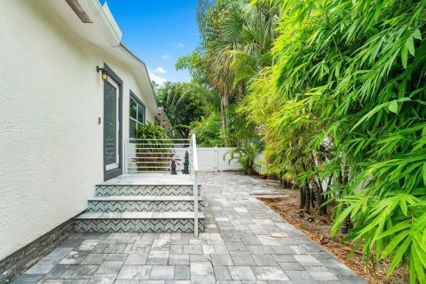 Villa ou maison à louer à West Palm Beach, Floride: 3 chambres, 133.78 m2 № 2147306 - photo 5