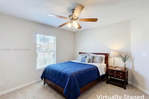 Villa ou maison à vendre à Port St. Lucie, Floride: 4 chambres, 170.29 m2 № 2057306 - photo 13