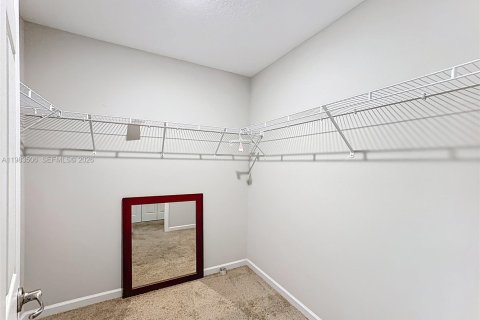 Villa ou maison à vendre à Port St. Lucie, Floride: 4 chambres, 170.29 m2 № 2057306 - photo 18