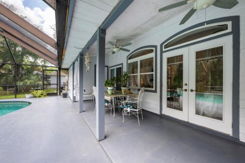 Casa en venta en Fort Pierce, Florida, 5 dormitorios, 214.42 m2 № 1033930 - foto 1