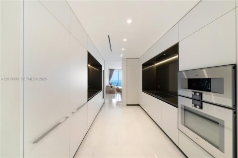 Copropriété à vendre à Miami, Floride: 3 chambres, 254.74 m2 № 2178005 - photo 22