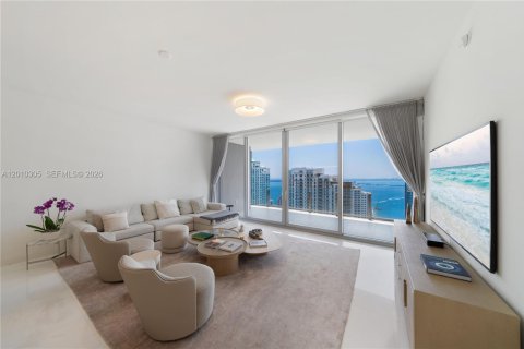 Copropriété à vendre à Miami, Floride: 3 chambres, 254.74 m2 № 2178005 - photo 21