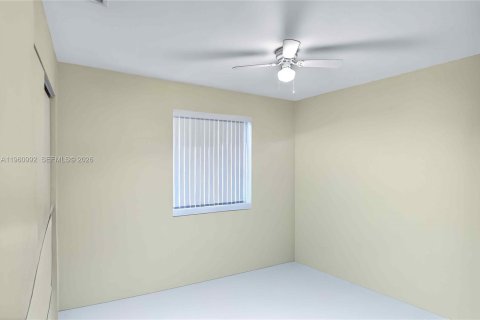 Villa ou maison à vendre à El Portal, Floride: 5 chambres, 224.82 m2 № 2021905 - photo 20