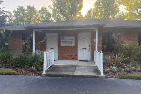 Commercial property in Ormond Beach, Florida 250.37 sq.m. № 2237619 - photo 4