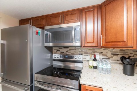 Copropriété à vendre à New Port Richey, Floride: 1 chambre, 68 m2 № 1906968 - photo 6