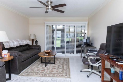Copropriété à vendre à New Port Richey, Floride: 1 chambre, 68 m2 № 1906968 - photo 7