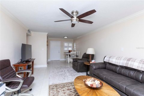 Copropriété à vendre à New Port Richey, Floride: 1 chambre, 68 m2 № 1906968 - photo 9