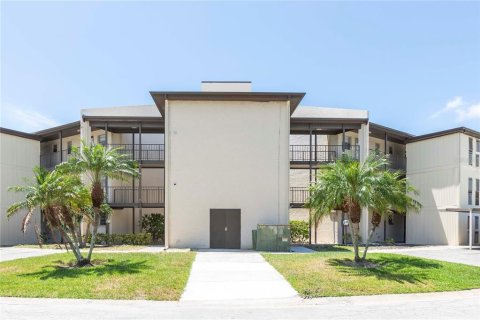 Copropriété à vendre à New Port Richey, Floride: 1 chambre, 68 m2 № 1906968 - photo 2