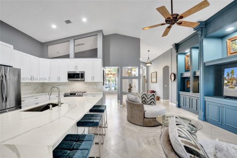 Купить виллу или дом в Пемброк-Пайнс, Флорида 4 спальни, 241.92м2, № 2027115 - фото 12