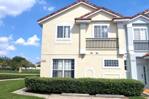 Townhouse in Kissimmee, Florida 4 bedrooms, 152.55 sq.m. № 2097723