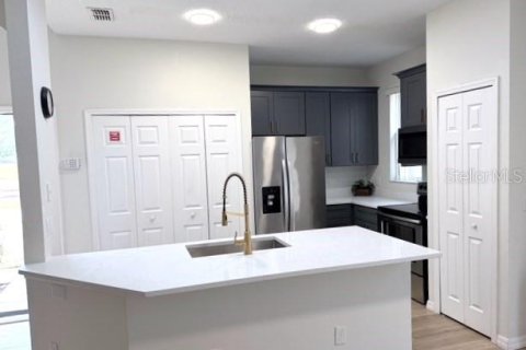 Townhouse in Kissimmee, Florida 4 bedrooms, 152.55 sq.m. № 2097723 - photo 7