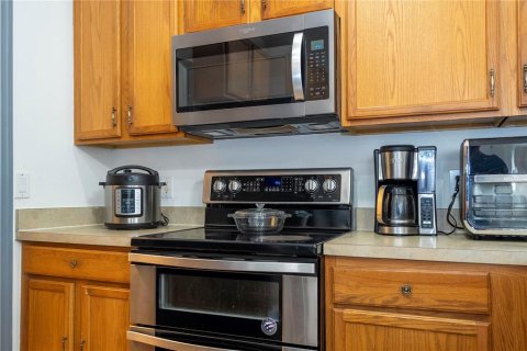 Townhouse in Orlando, Florida 3 bedrooms, 163.23 sq.m. № 2156191 - photo 11