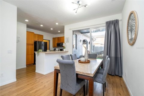 Townhouse in Orlando, Florida 3 bedrooms, 163.23 sq.m. № 2156191 - photo 9