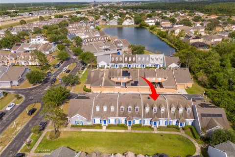 Townhouse in Orlando, Florida 3 bedrooms, 163.23 sq.m. № 2156191 - photo 2