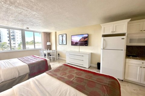 Copropriété à vendre à Sunny Isles Beach, Floride: 39.02 m2 № 1949696 - photo 7