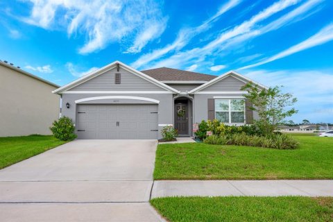House in Sanford, Florida 4 bedrooms, 169.83 sq.m. № 1870923 - photo 13
