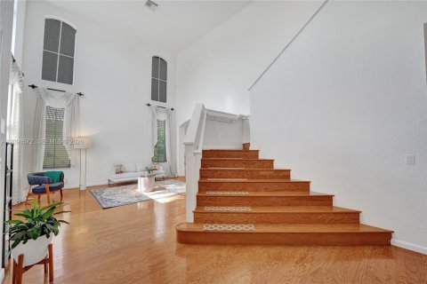 Villa ou maison à vendre à Weston, Floride: 5 chambres, 321.91 m2 № 2398154 - photo 3