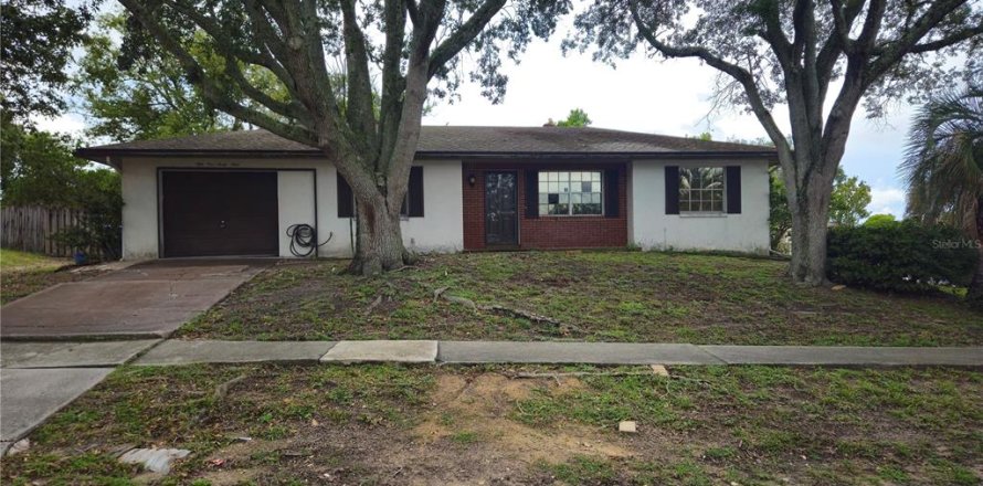 Villa ou maison à Spring Hill, Floride 2 chambres, 122.17 m2 № 1812571