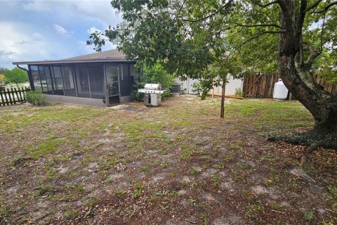 Casa en alquiler en Spring Hill, Florida, 2 dormitorios, 122.17 m2 № 1812571 - foto 21