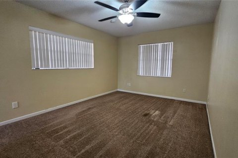 Casa en alquiler en Spring Hill, Florida, 2 dormitorios, 122.17 m2 № 1812571 - foto 15