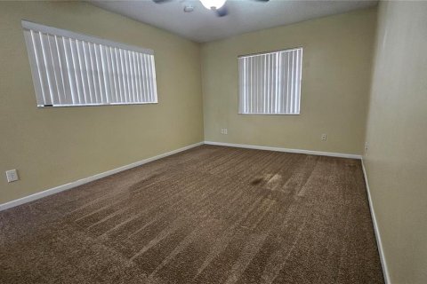 Casa en alquiler en Spring Hill, Florida, 2 dormitorios, 122.17 m2 № 1812571 - foto 16