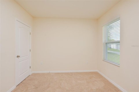 House in Kissimmee, Florida 4 bedrooms, 173.91 sq.m. № 2111898 - photo 17