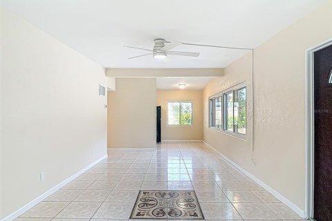 Casa en venta en Orlando, Florida, 3 dormitorios, 103.49 m2 № 1650166 - foto 5