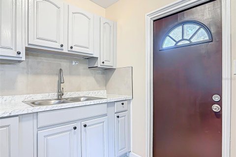 Casa en venta en Orlando, Florida, 3 dormitorios, 103.49 m2 № 1650166 - foto 13