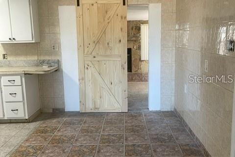 Villa ou maison à louer à New Port Richey, Floride: 3 chambres, 75.81 m2 № 2389249 - photo 3